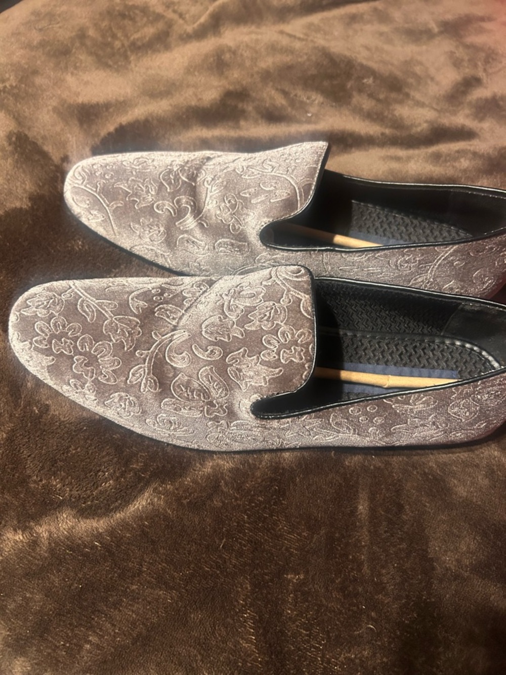 Giorgio Brutini Silver Gray Velvet Floral Slip-On Loafers